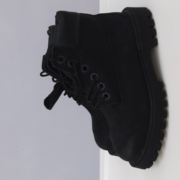 Timberland Black Lace-Up Boots - Picture 3 of 8